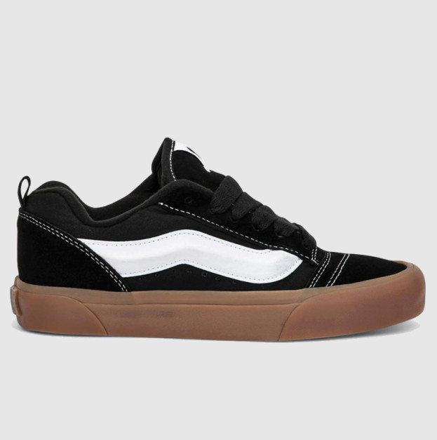 Vans Knu Skool Black Gum VN0009QCB9M