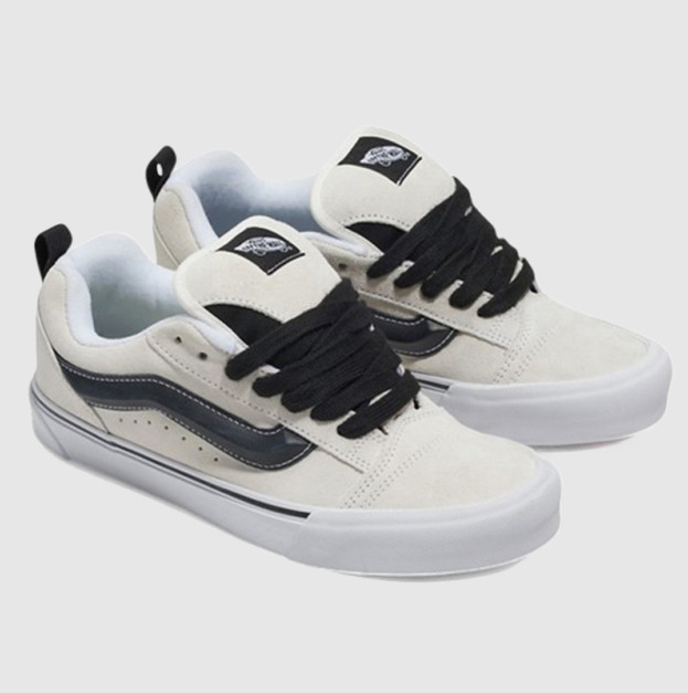 Vans Knu Skool Suede White Black VN0009QCYB2
